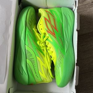 Puma LeMelo ball 2.0 Nickelodeon Slime edition sz 9 worn twice.